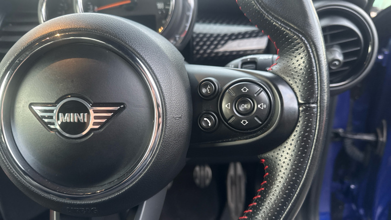 MINI Hatchback 2.0 Cooper S Sport II 3dr Petrol Hatchback